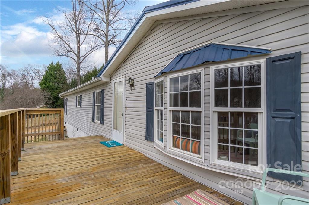 24 Ironwood Court Candler NC 28715