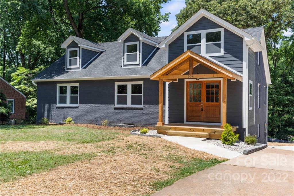 634 W 8th Street Newton NC 28658