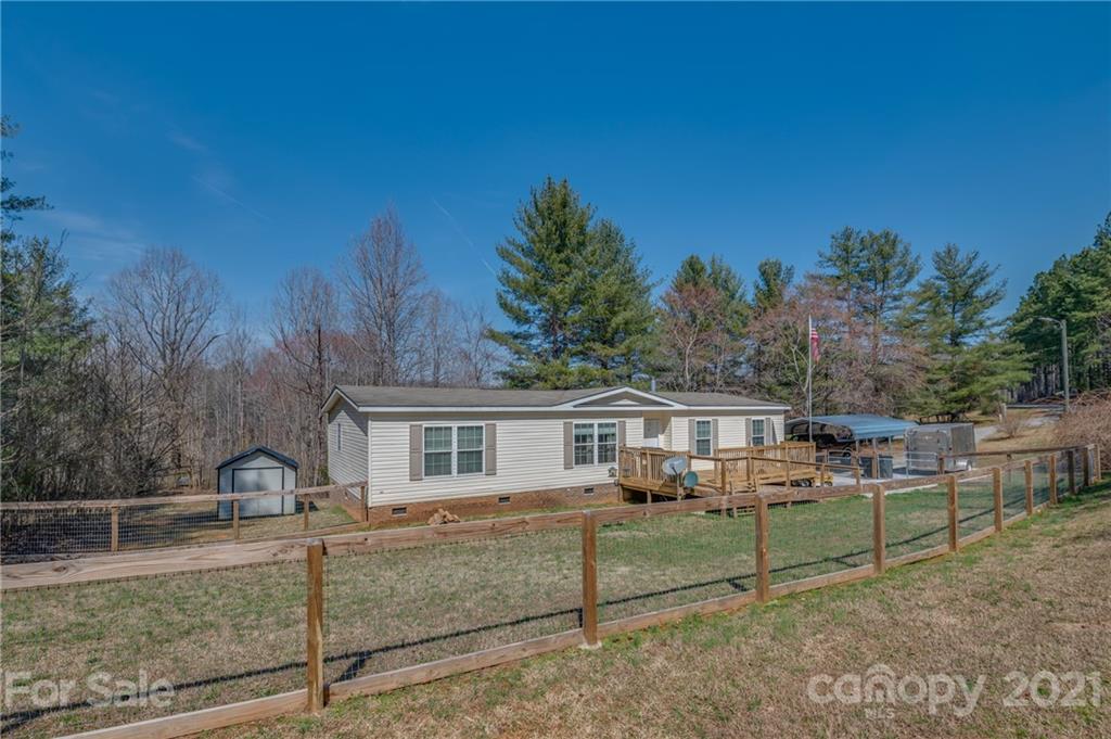 7 Twin Hill Lane Columbus NC 28722