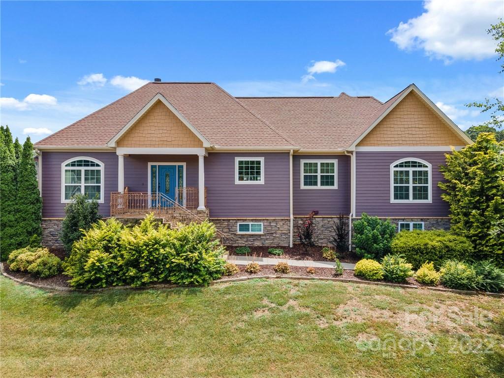 39 Rose Of Sharon Way Candler NC 28715