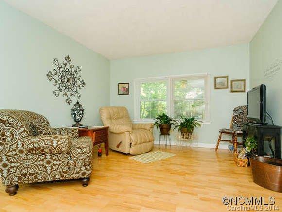 74 Tacoma Circle Asheville NC 28801