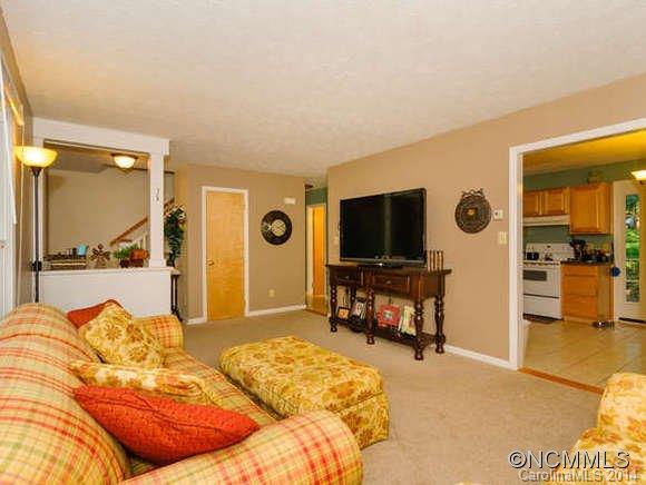 74 Tacoma Circle Asheville NC 28801