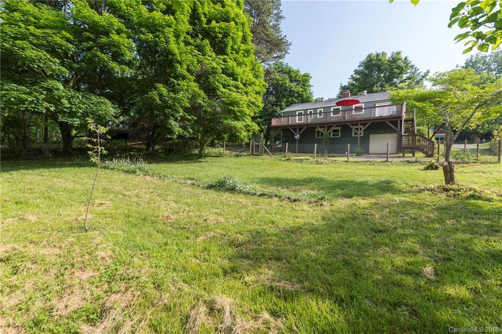 34 Chester Place Asheville NC 28806