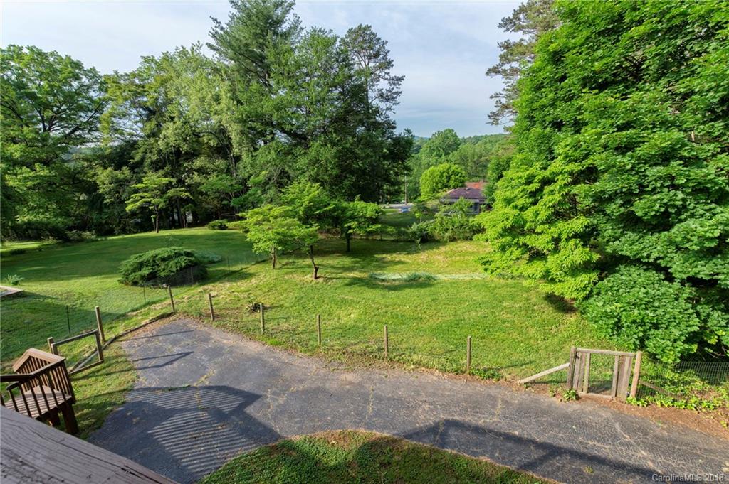 34 Chester Place Asheville NC 28806