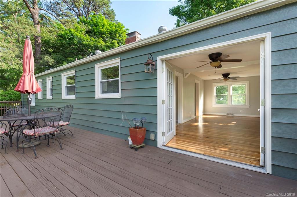 34 Chester Place Asheville NC 28806
