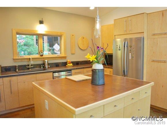 49 Leisure Lane Swannanoa NC 28778