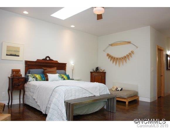 49 Leisure Lane Swannanoa NC 28778