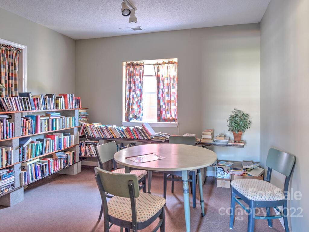 165 Farm Lane Mills River NC 28759