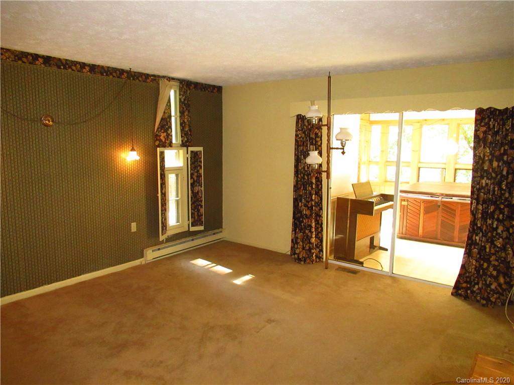 225 Patton Hill Road Swannanoa NC 28778