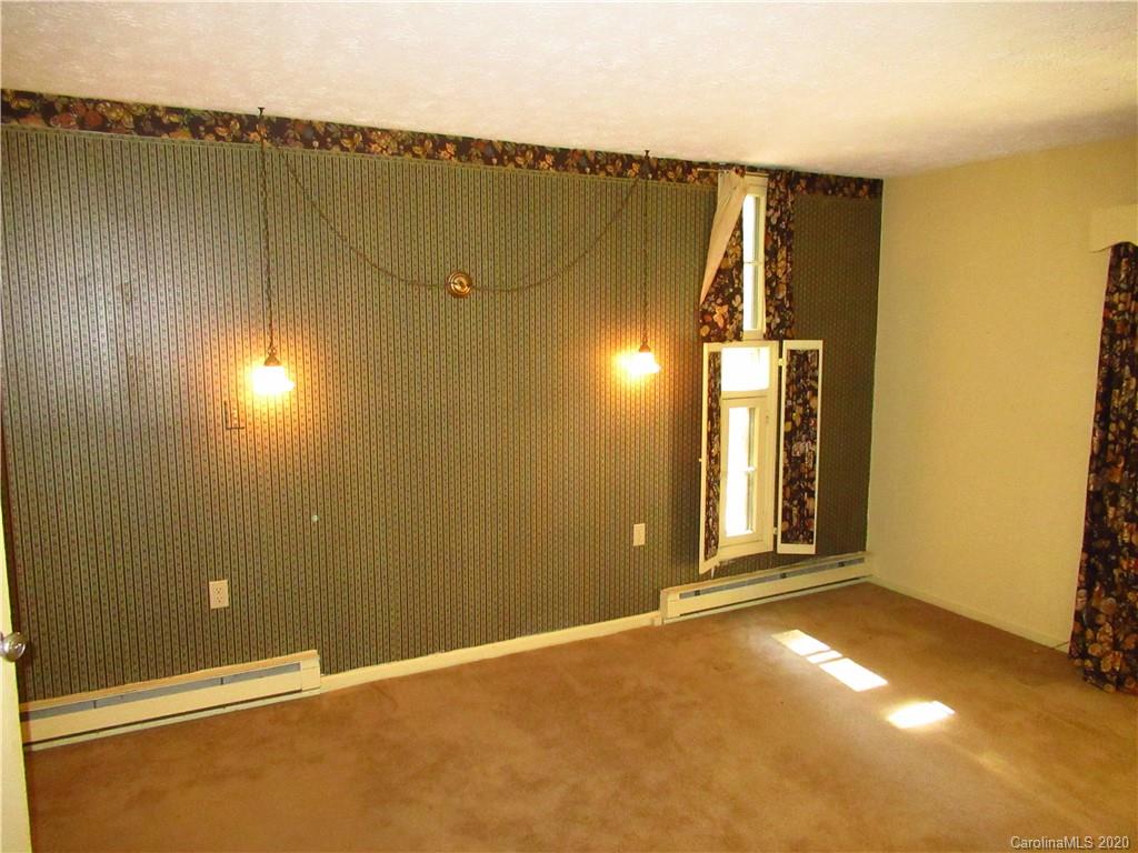225 Patton Hill Road Swannanoa NC 28778