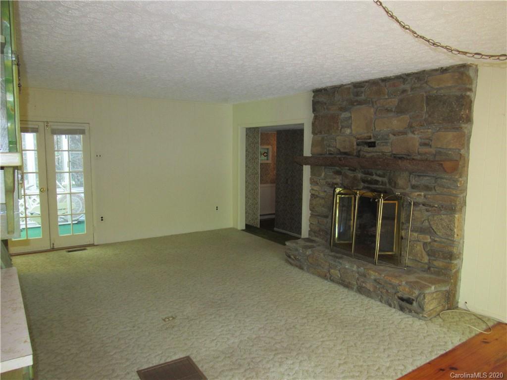 225 Patton Hill Road Swannanoa NC 28778