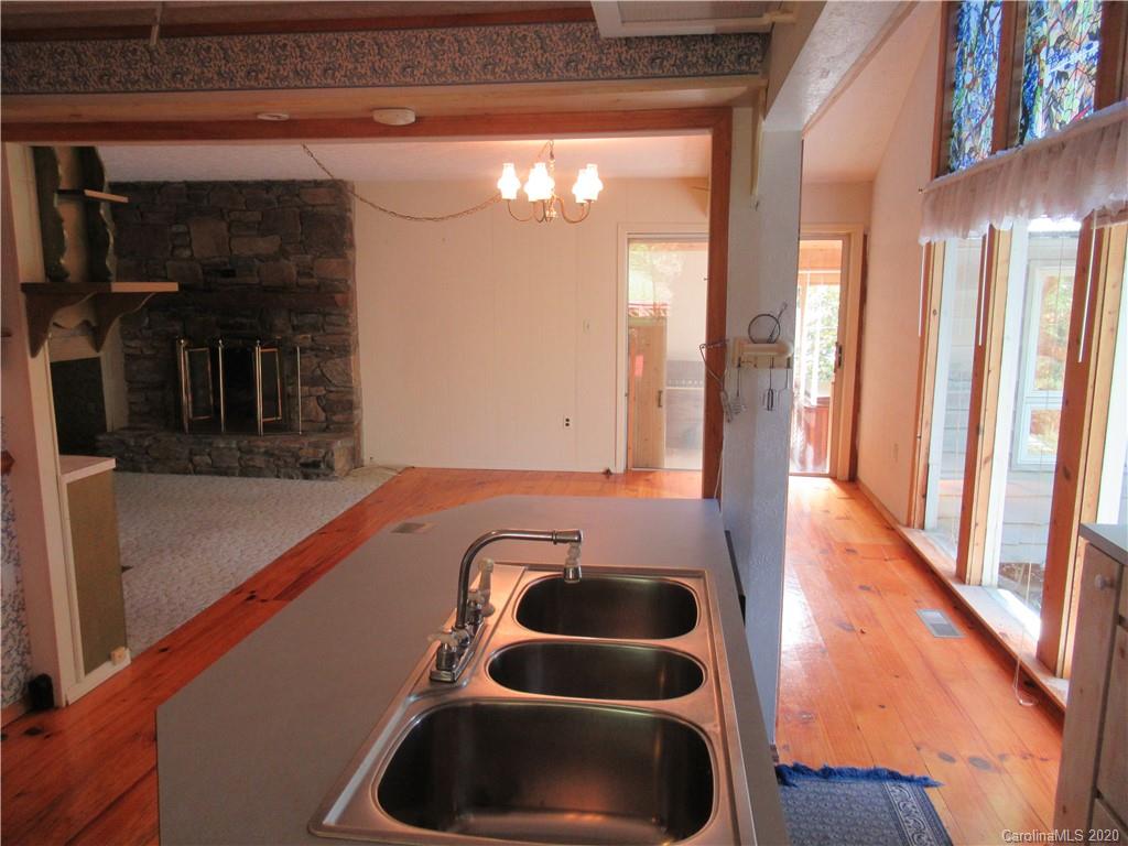 225 Patton Hill Road Swannanoa NC 28778