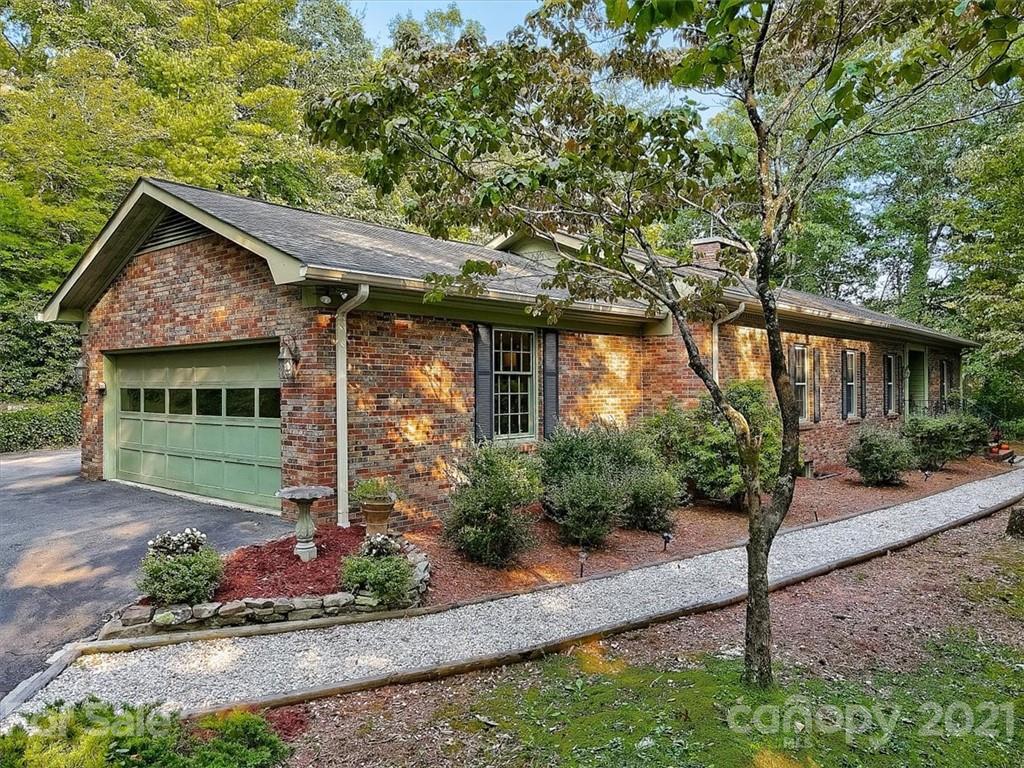 496 English Road Spruce Pine NC 28777