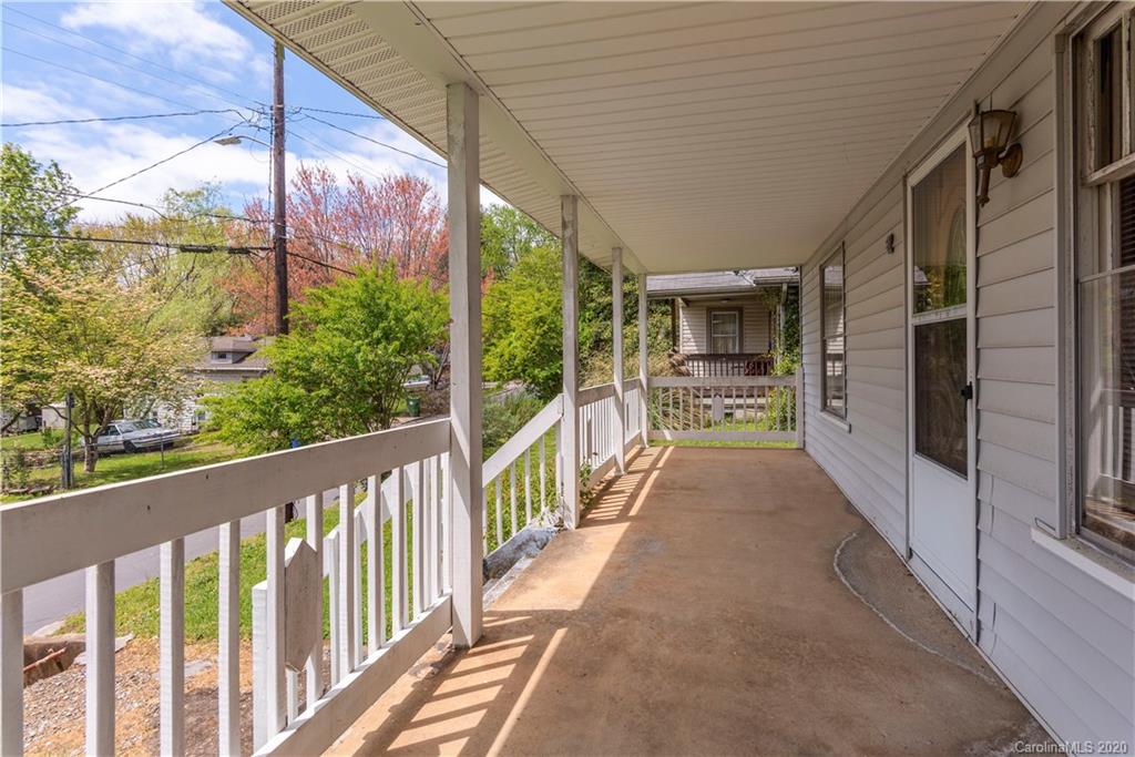 87 Montana Avenue Asheville NC 28806