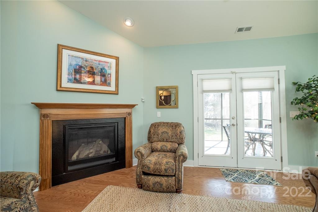 52 Brown Street Weaverville NC 28787