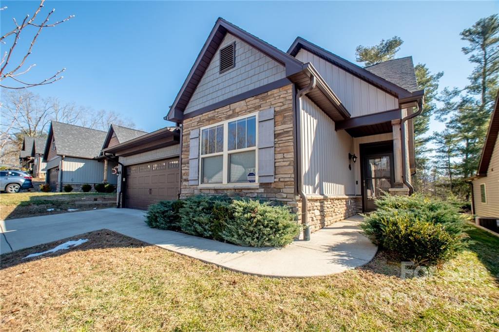 52 Brown Street Weaverville NC 28787