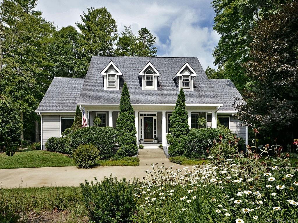 302 Red Fox Circle Asheville NC 28803
