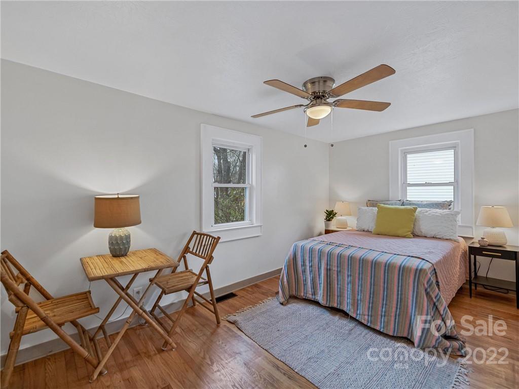 22 Spring Drive Asheville NC 28806