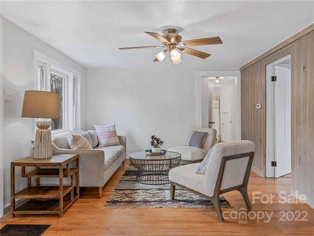 22 Spring Drive Asheville NC 28806