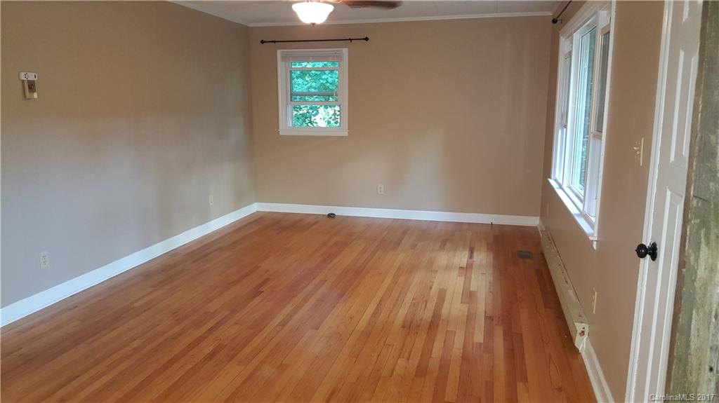 34 Hawkins Drive W Marion NC 28752