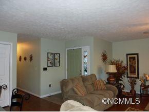 14 Mosers Place Candler NC 28715