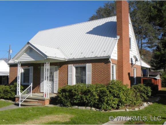693 Camelot Drive Waynesville NC 28786
