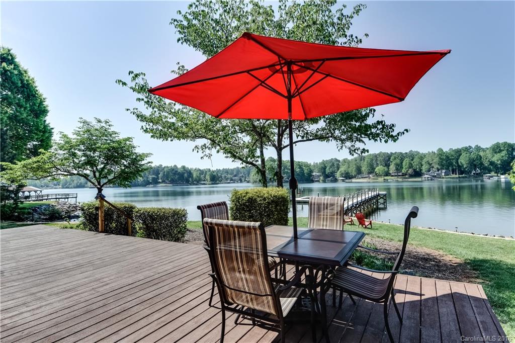 215 Hideaway Lane Mooresville NC 28117