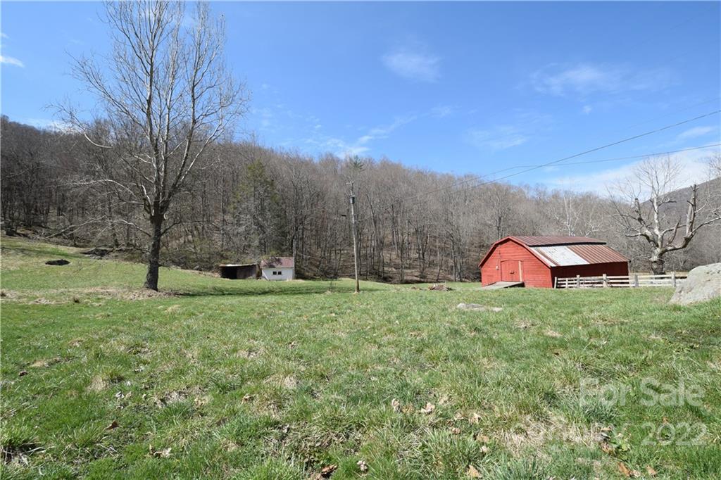 4350 Highway 261 Bakersville NC 28705
