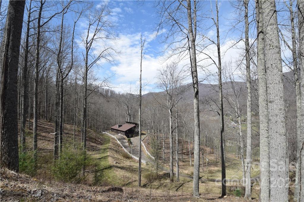 4350 Highway 261 Bakersville NC 28705