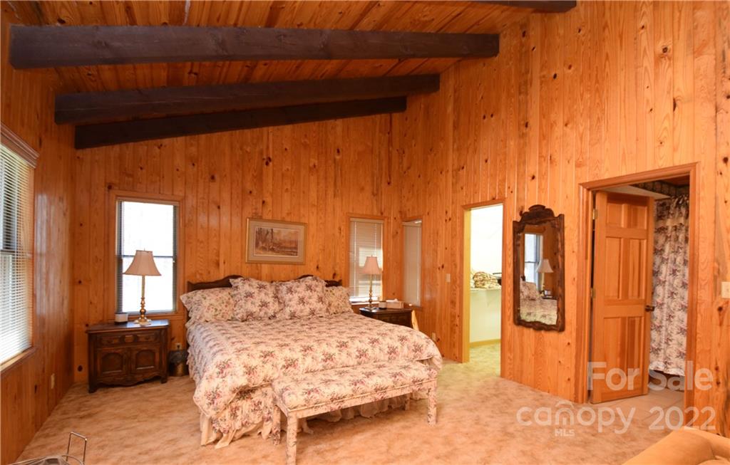 4350 Highway 261 Bakersville NC 28705
