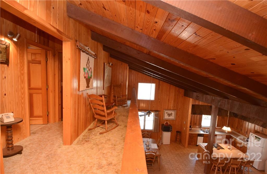 4350 Highway 261 Bakersville NC 28705