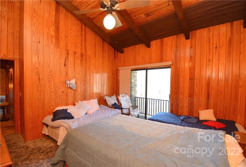 4350 Highway 261 Bakersville NC 28705