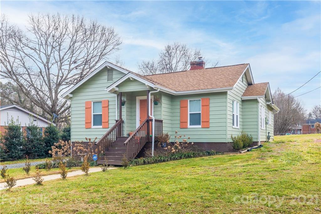 110 Oak Street Morganton NC 28655