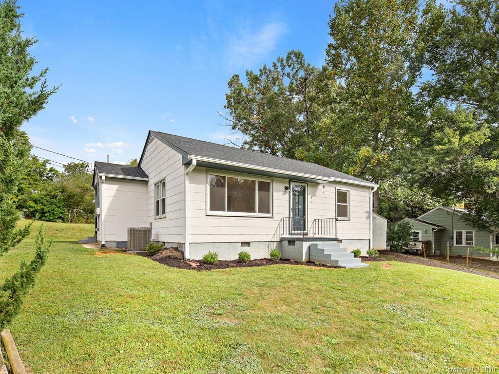 82 Selwyn Road Asheville NC 28806