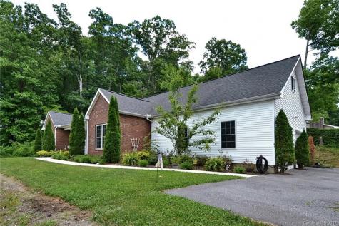 52 Rita Lane Canton NC 28716