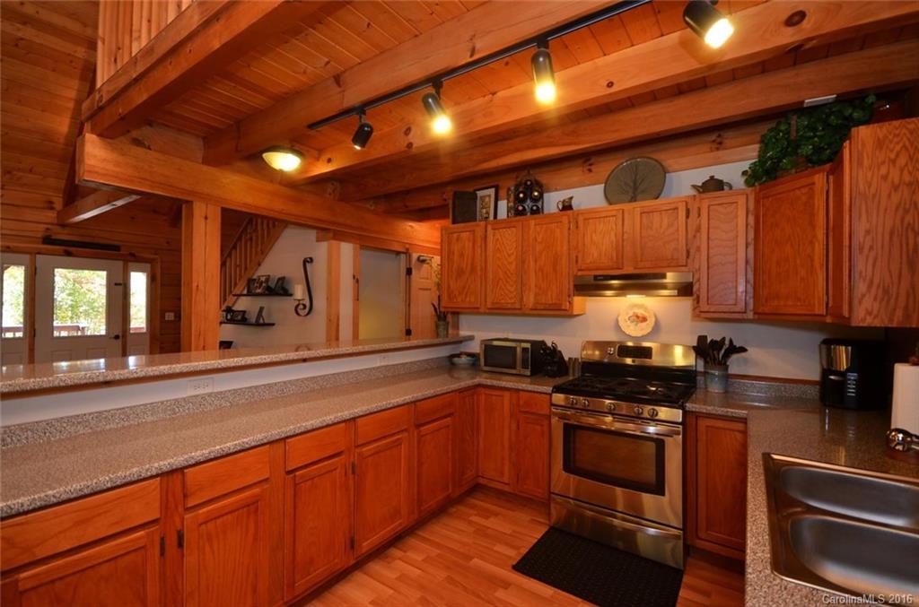 162 Mcdaris Cove Road Weaverville NC 28787
