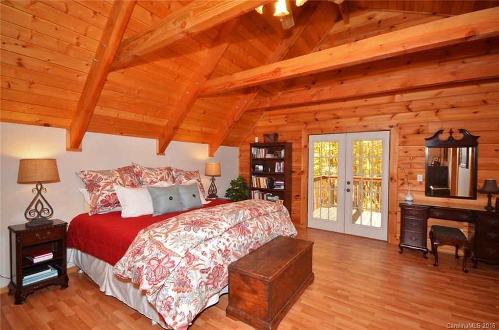 162 Mcdaris Cove Road Weaverville NC 28787