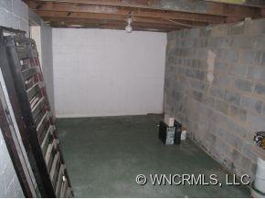 144 Salola Street Asheville NC 28806