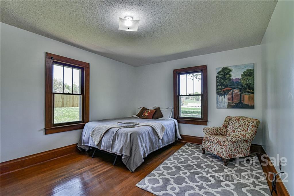 28 Brooks Branch Road Leicester NC 28748