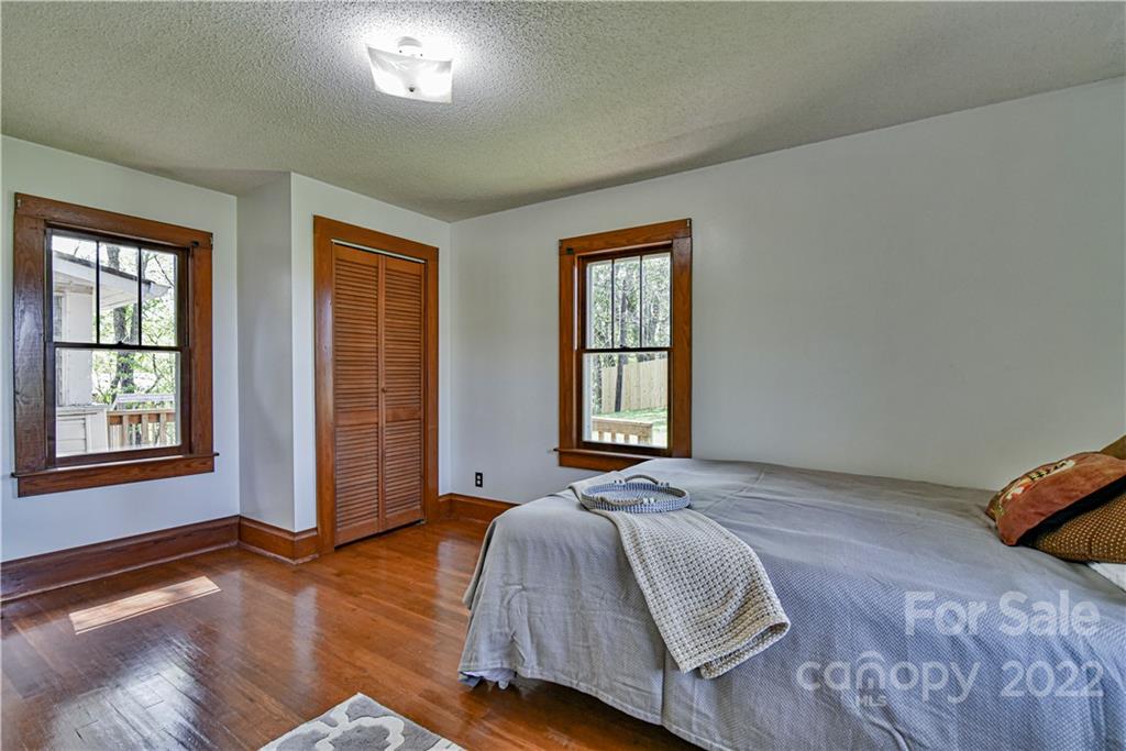 28 Brooks Branch Road Leicester NC 28748