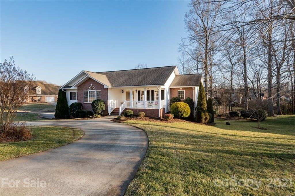 1110 Edgefield Lane Newton NC 28658