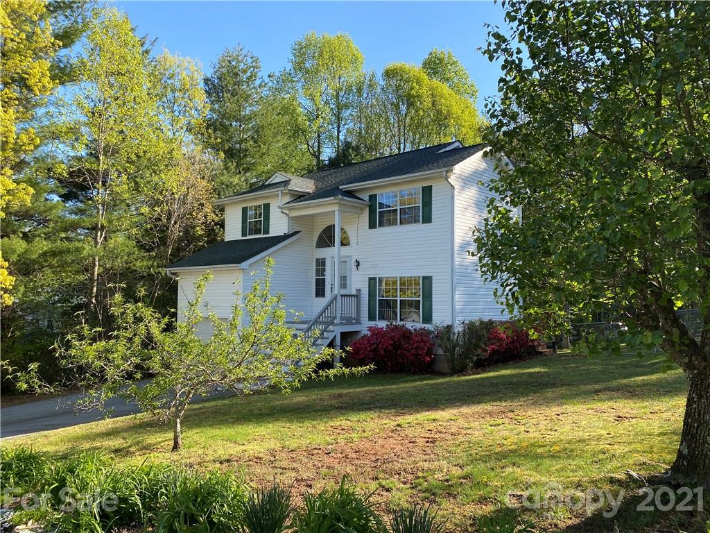 15 Tarragon Place Flat Rock NC 28731