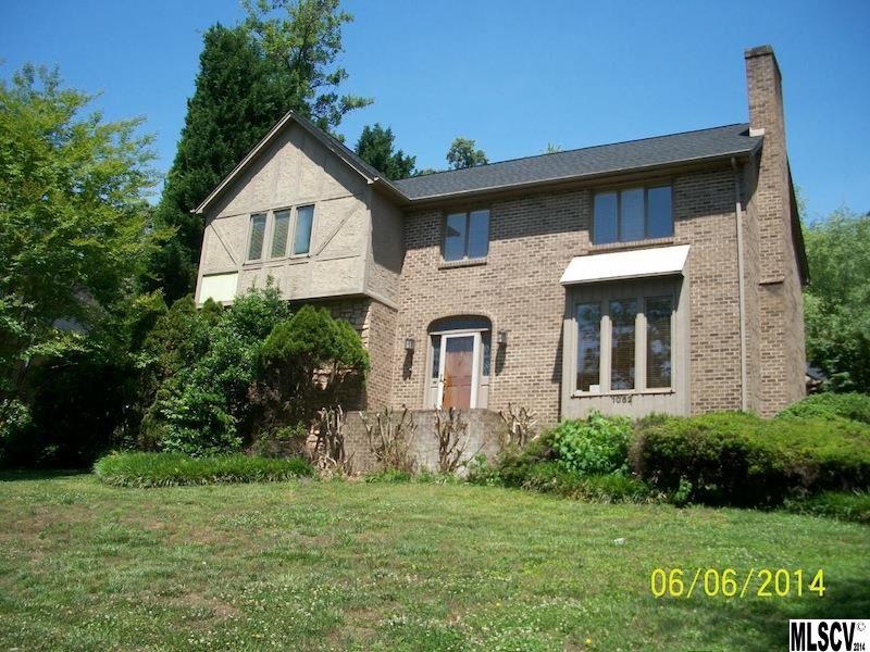 1052 13th Avenue Place NW Hickory NC 28601