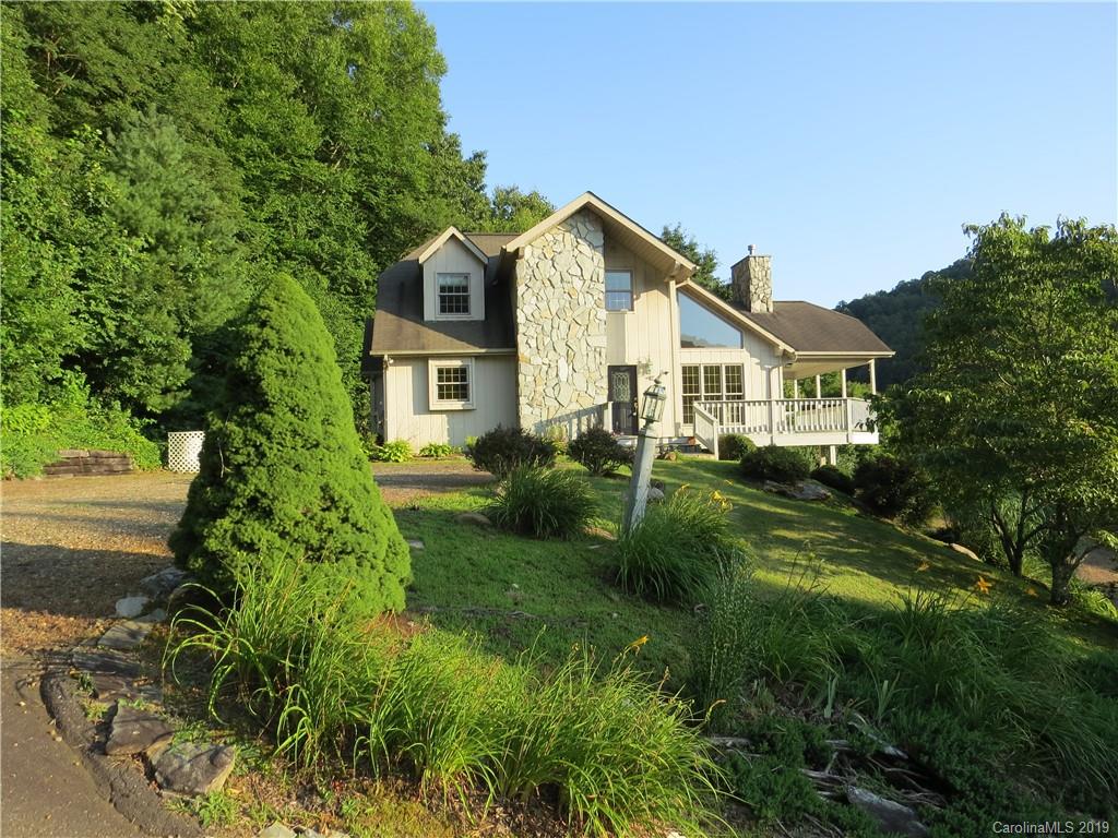 88 Valley View Drive Burnsville NC 28714