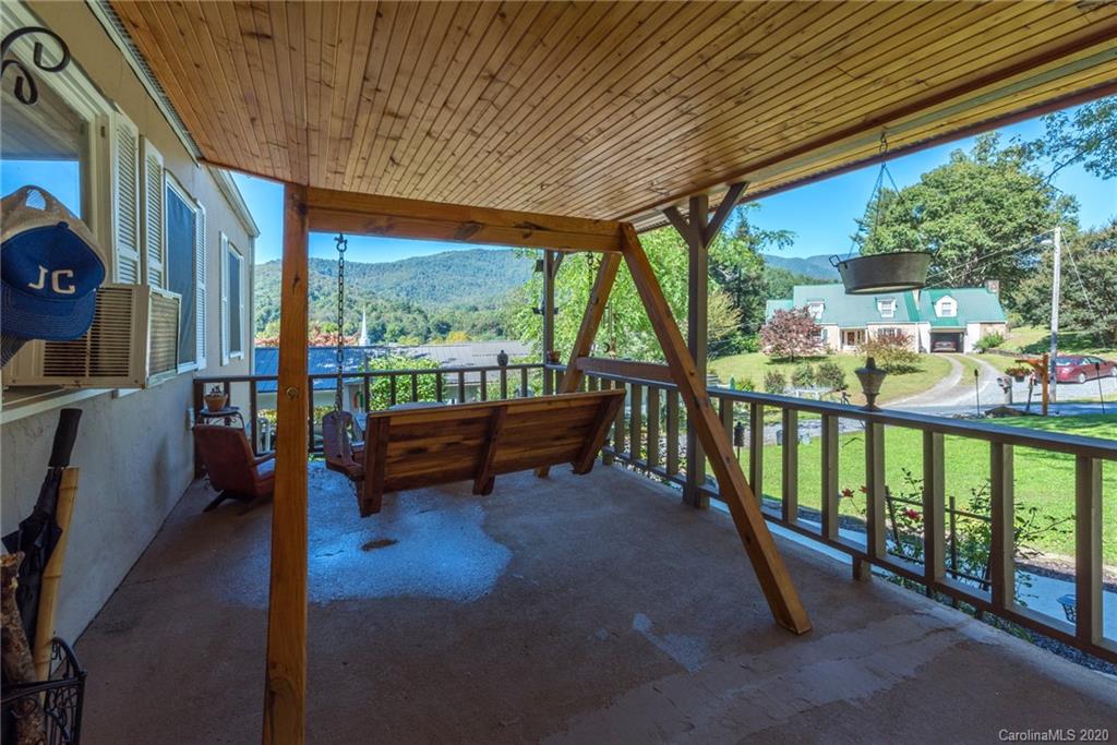 26 King Street Sylva NC 28779
