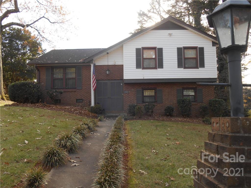 1524 Northbrook Drive Charlotte NC 28216