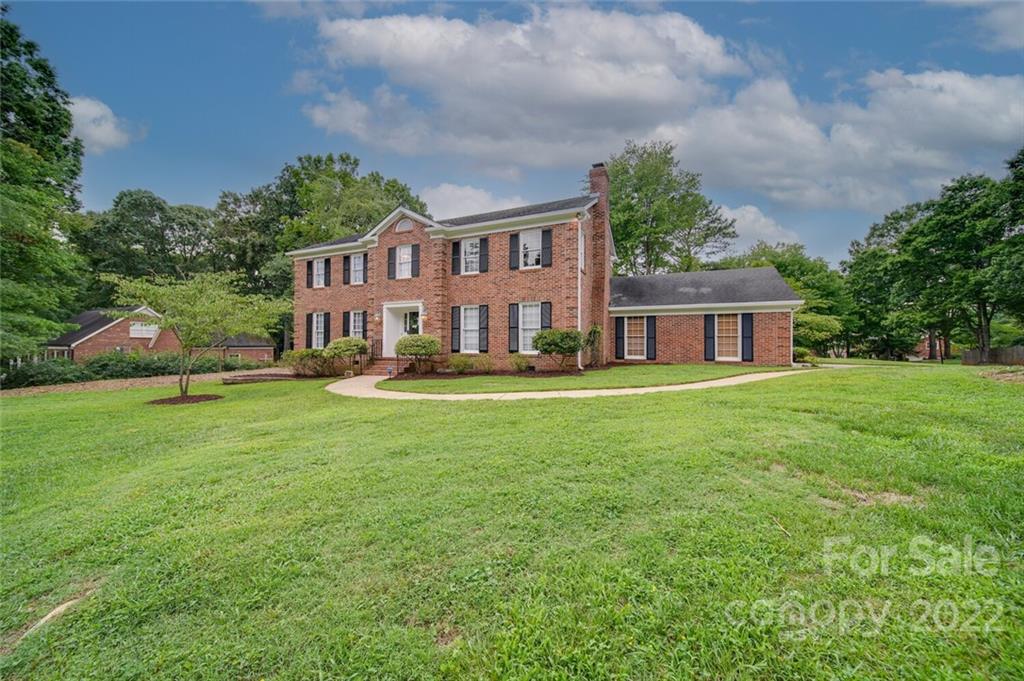 10238 Woodview Circle Charlotte NC 28277
