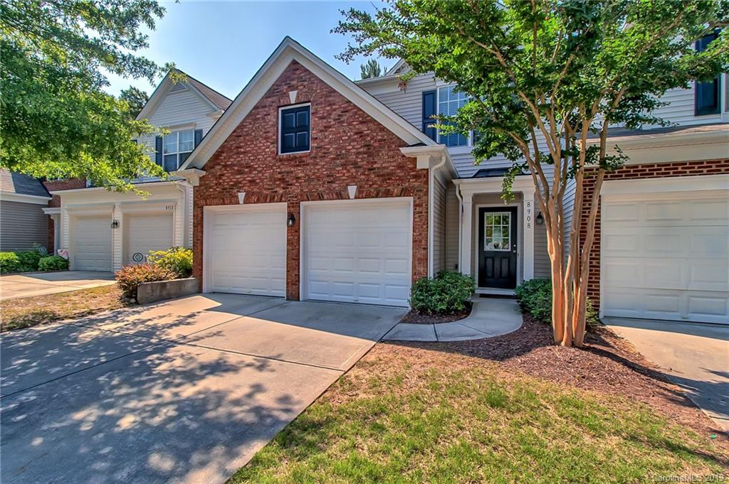 8908 Kirkley View Court Charlotte NC 28277