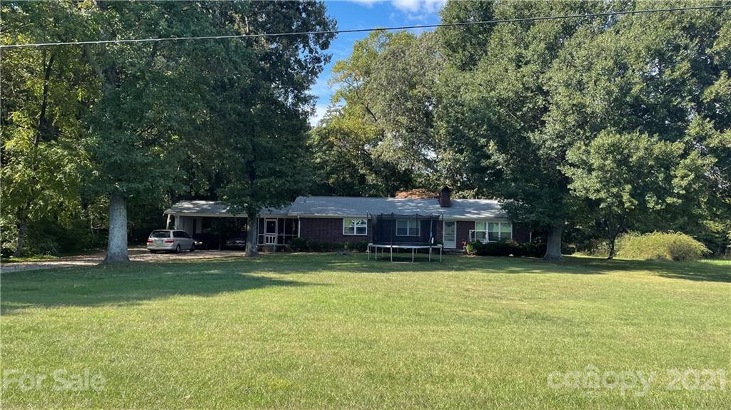 2712 Claremont Road Newton NC 28658