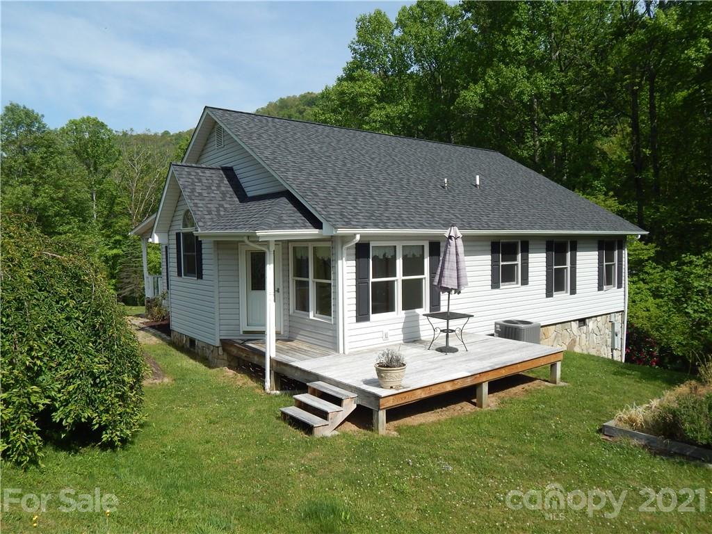 82 Walnut Holler Drive Waynesville NC 28786